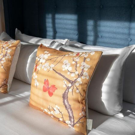 Elliot Oliver - Luxurious Two Bedroom Apartment With Parking Γκλόστερ Εξωτερικό φωτογραφία