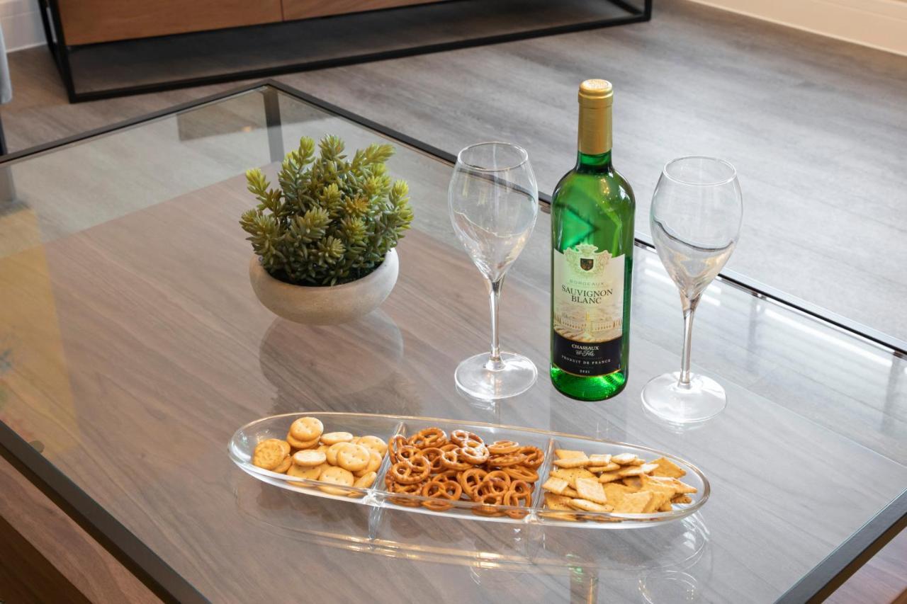Elliot Oliver - Luxurious Two Bedroom Apartment With Parking Γκλόστερ Εξωτερικό φωτογραφία